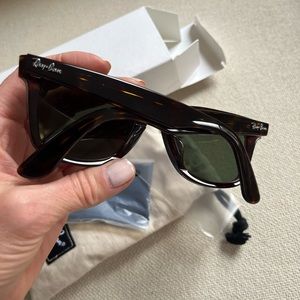 Ray-Ban Wayfarer tortoise frames with green lenses